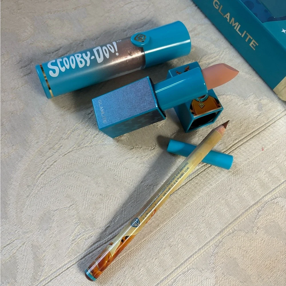 Glamlite x Scooby Doo Nude Lip Kit Lipstick Lipgloss Liner Set Trio BNIB